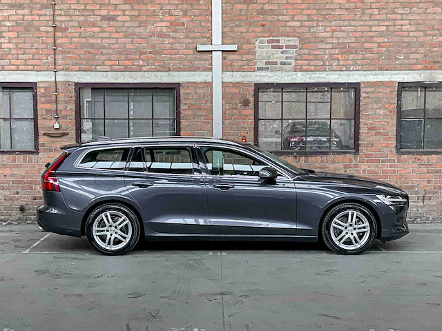 Volvo v60 2.0 b4 r-design 197pk 2021, t-835-rk - afbeelding 41 van  42