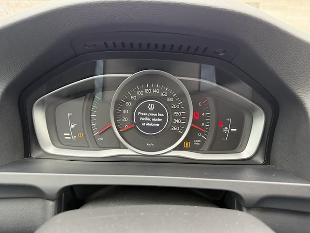 Volvo v60 2.0 d2 eco kinetic, 2017 - afbeelding 3 van  22