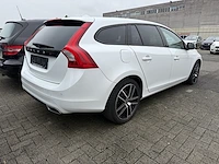 Volvo v60 2.0 d2 eco kinetic, 2017 - afbeelding 17 van  22