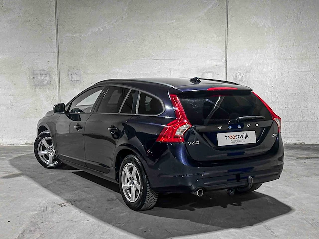 Volvo v60 2.0 d2 momentum 120pk 2016 -automaat-, h-765-rv - afbeelding 3 van  38