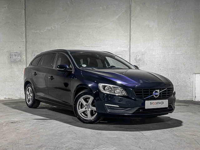 Volvo v60 2.0 d2 momentum 120pk 2016 -automaat-, h-765-rv - afbeelding 33 van  38