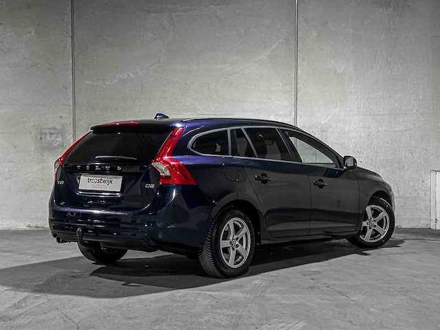 Volvo v60 2.0 d2 momentum 120pk 2016 -automaat-, h-765-rv - afbeelding 36 van  38