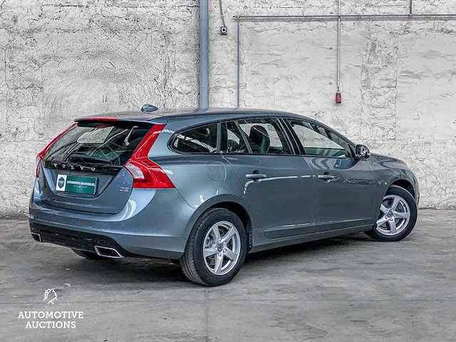 Volvo v60 2.0 d2 polar+ dynamic 120pk 2018 -orig. nl-, sb-091-v - afbeelding 2 van  44