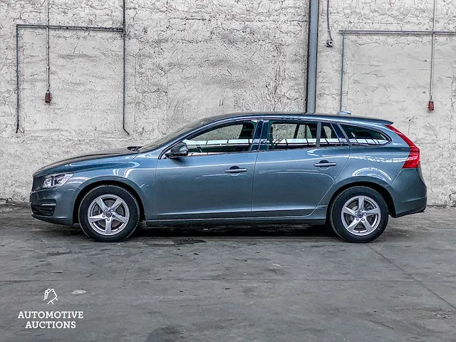 Volvo v60 2.0 d2 polar+ dynamic 120pk 2018 -orig. nl-, sb-091-v - afbeelding 9 van  44