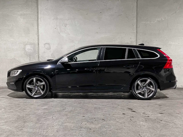 Volvo v60 2.0 d2 summum 120pk 2015, xf-303-k - afbeelding 8 van  41