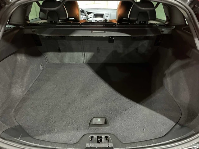 Volvo v60 2.0 d2 summum 120pk 2015, xf-303-k - afbeelding 27 van  41