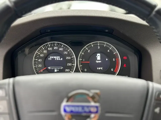 Volvo v60 2.0 d3, kh-590-j - afbeelding 9 van  18