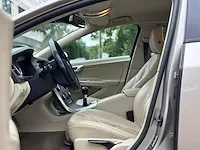 Volvo v60 2.0 d3, kh-590-j - afbeelding 14 van  18