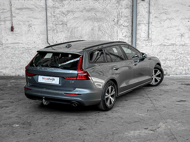 Volvo v60 2.0 d3 momentum 150pk 2019, g-381-lp - afbeelding 3 van  40