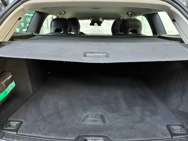 Volvo v60 2.0 d3 momentum 150pk 2019, g-381-lp - afbeelding 25 van  40