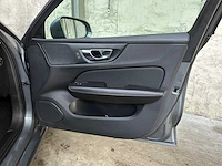 Volvo v60 2.0 d3 momentum 150pk 2019, g-381-lp - afbeelding 27 van  40