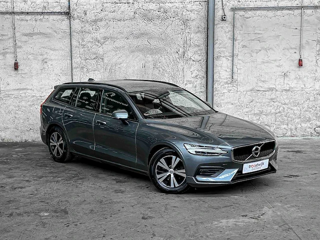 Volvo v60 2.0 d3 momentum 150pk 2019, g-381-lp - afbeelding 38 van  40