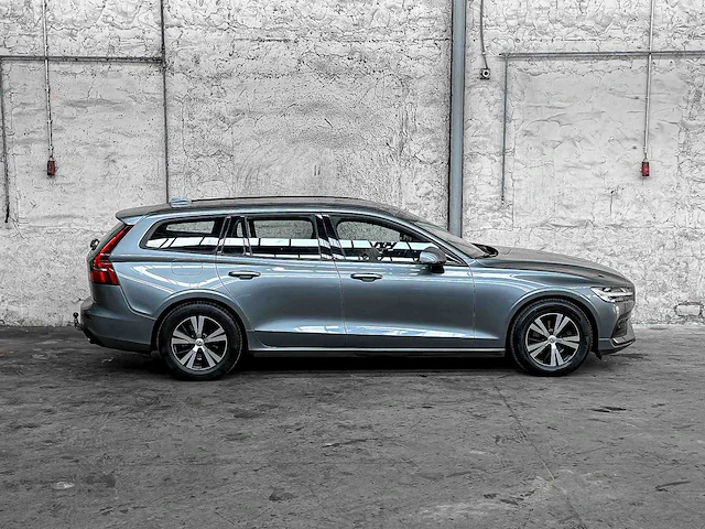 Volvo v60 2.0 d3 momentum 150pk 2019, g-381-lp - afbeelding 40 van  40