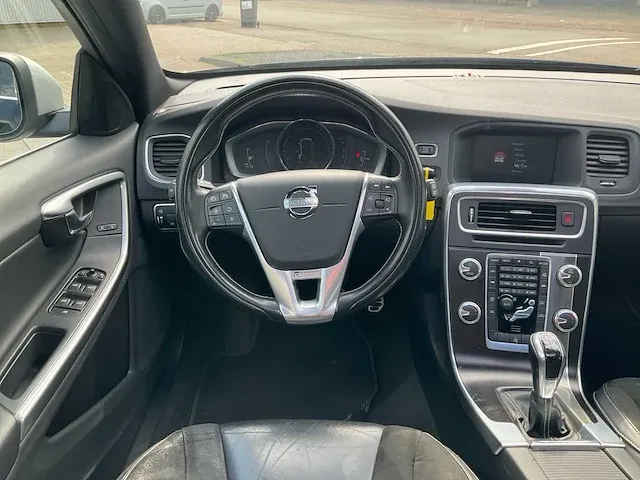 Volvo v60 2.0 d4 2014 schuifdak cruise control bluetooth climate control, 4-xgn-95 - afbeelding 10 van  34