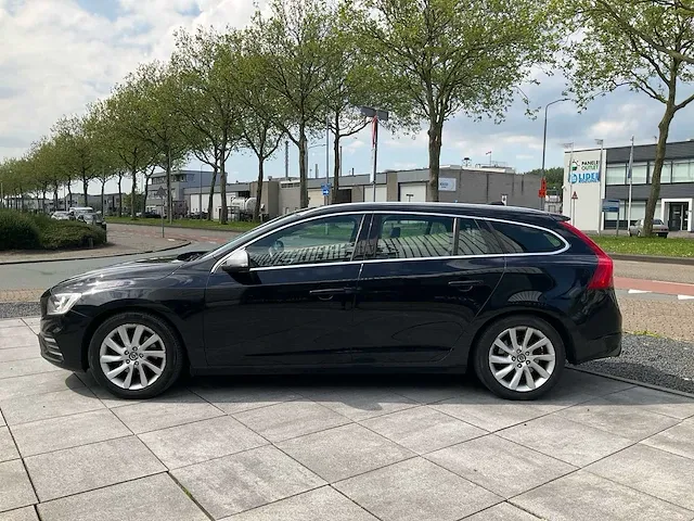 Volvo v60 2.0 d4 2014 schuifdak cruise control bluetooth climate control, 4-xgn-95 - afbeelding 12 van  34