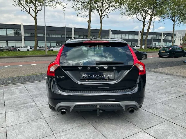 Volvo v60 2.0 d4 2014 schuifdak cruise control bluetooth climate control, 4-xgn-95 - afbeelding 29 van  34