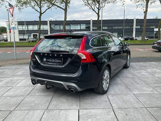 Volvo v60 2.0 d4 2014 schuifdak cruise control bluetooth climate control, 4-xgn-95 - afbeelding 30 van  34