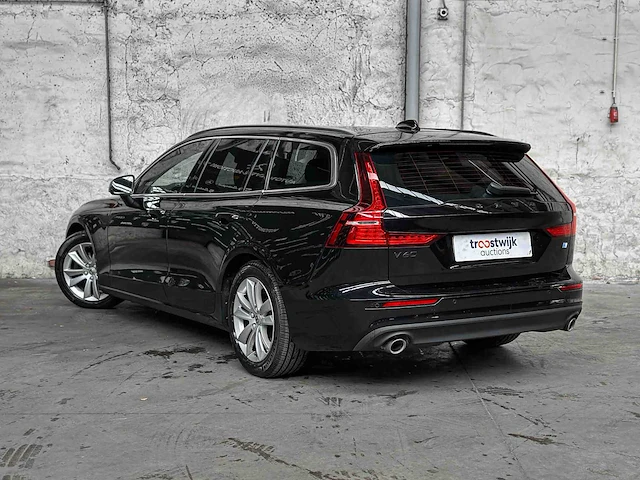 Volvo v60 2.0 d4 momentum 190pk 2018, tf-649-b - afbeelding 6 van  39