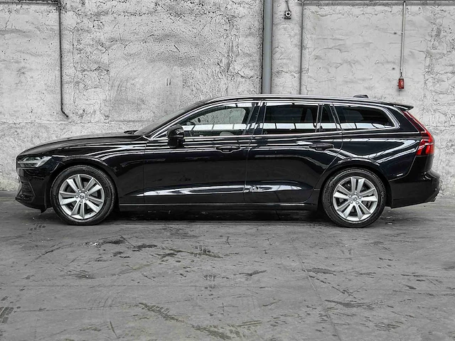 Volvo v60 2.0 d4 momentum 190pk 2018, tf-649-b - afbeelding 8 van  39