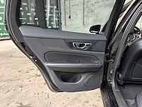 Volvo v60 2.0 d4 momentum 190pk 2018, tf-649-b - afbeelding 22 van  39