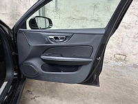 Volvo v60 2.0 d4 momentum 190pk 2018, tf-649-b - afbeelding 29 van  39