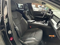 Volvo v60 2.0 d4 momentum 190pk 2018, tf-649-b - afbeelding 30 van  39