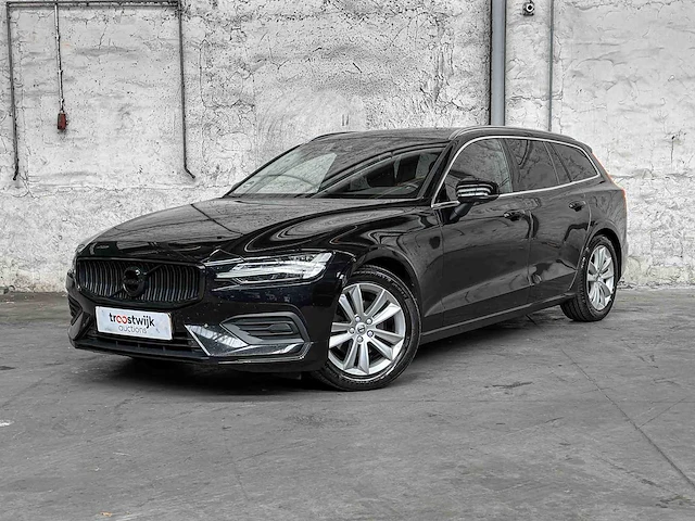 Volvo v60 2.0 d4 momentum 190pk 2018, tf-649-b - afbeelding 23 van  39