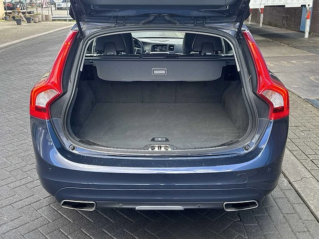 Volvo v60 2.0 d4 ocean race car 2014 | rs-857-k - afbeelding 18 van  33