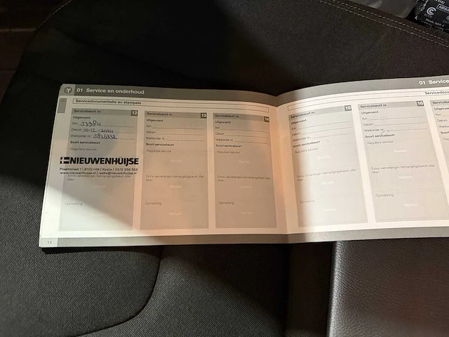 Volvo v60 2.0 d4 summum, 1-ttn-98 - afbeelding 6 van  16