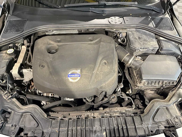Volvo v60 2.0 d4 summum, 1-ttn-98 - afbeelding 7 van  16