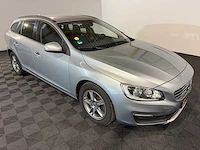 Volvo v60 2.0 d4 summum, 1-ttn-98 - afbeelding 13 van  16