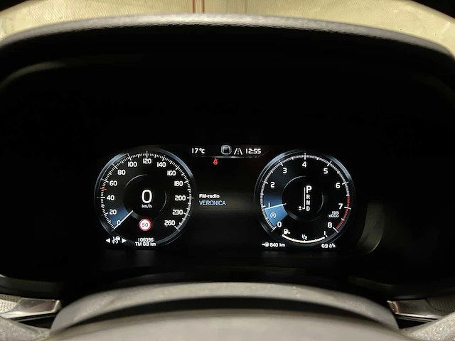 Volvo v60 2.0 t4 inscription 190pk 2020, h-722-rj - afbeelding 19 van  51