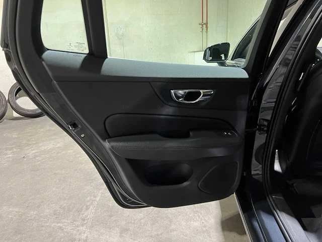 Volvo v60 2.0 t4 inscription 190pk 2020, h-722-rj - afbeelding 27 van  51
