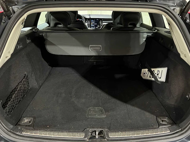 Volvo v60 2.0 t4 inscription 190pk 2020, h-722-rj - afbeelding 29 van  51