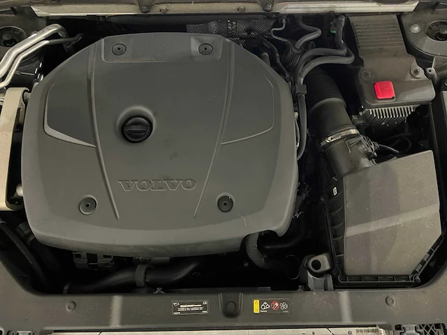 Volvo v60 2.0 t4 inscription 190pk 2020, h-722-rj - afbeelding 37 van  51