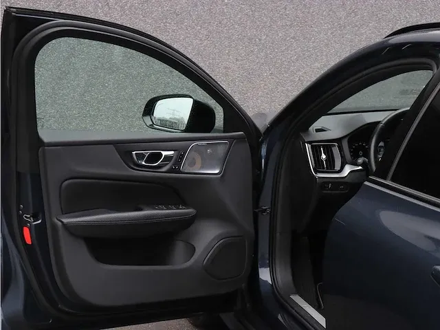 Volvo v60 2.0 t5 r-design | g-762-nv - afbeelding 15 van  53