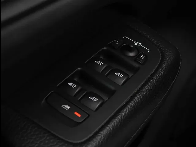Volvo v60 2.0 t5 r-design | g-762-nv - afbeelding 17 van  53