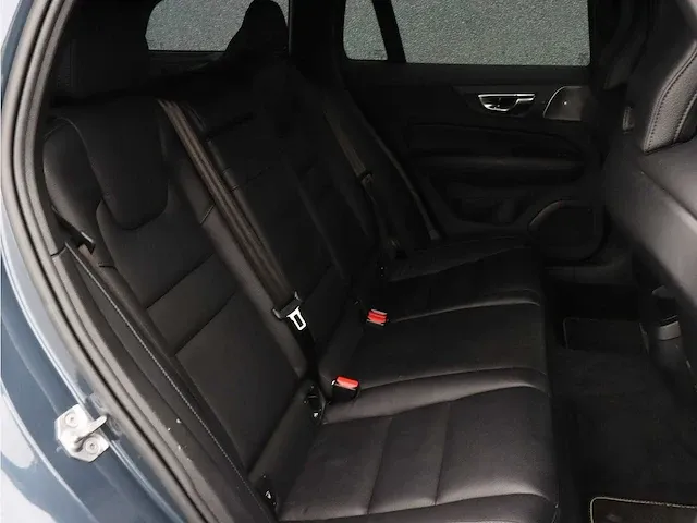 Volvo v60 2.0 t5 r-design | g-762-nv - afbeelding 26 van  53