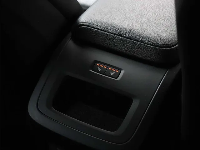 Volvo v60 2.0 t5 r-design | g-762-nv - afbeelding 28 van  53