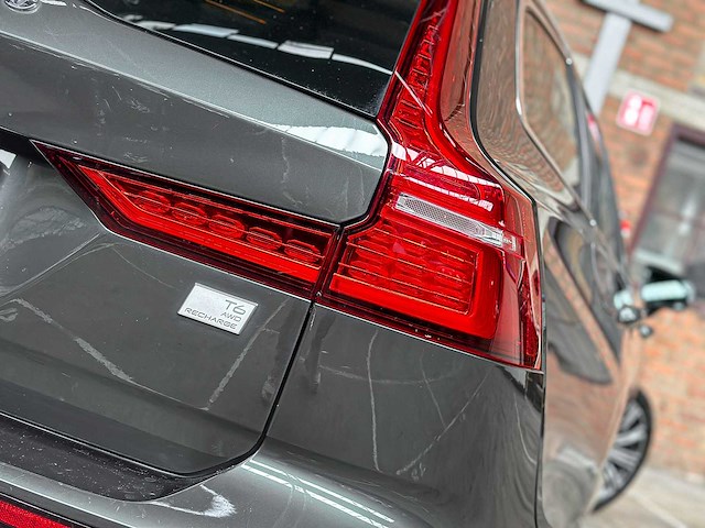 Volvo v60 2.0 t6 recharge awd business pro 341pk 2021, k-930-zf - afbeelding 8 van  60