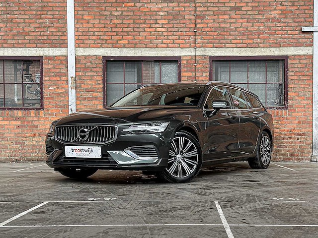 Volvo v60 2.0 t6 recharge awd business pro 341pk 2021, k-930-zf - afbeelding 1 van  60