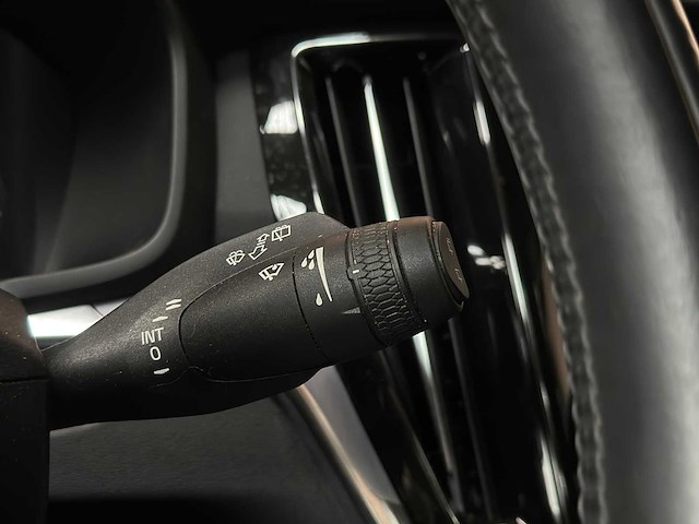Volvo v60 2.0 t6 recharge awd business pro 341pk 2021, k-930-zf - afbeelding 19 van  60