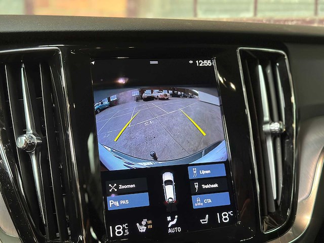Volvo v60 2.0 t6 recharge awd business pro 341pk 2021, k-930-zf - afbeelding 25 van  60