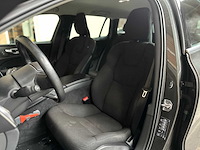 Volvo v60 2.0 t6 recharge awd business pro 341pk 2021, k-930-zf - afbeelding 35 van  60