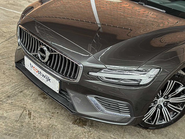 Volvo v60 2.0 t6 recharge awd business pro 341pk 2021, k-930-zf - afbeelding 56 van  60