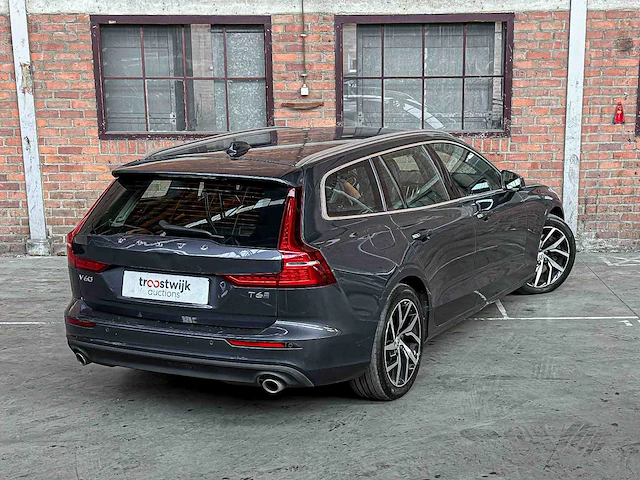 Volvo v60 2.0 t6 twin engine awd momentum pro 253pk 2020, h-754-fn - afbeelding 4 van  45