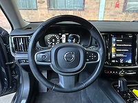 Volvo v60 2.0 t6 twin engine awd momentum pro 253pk 2020, h-754-fn - afbeelding 13 van  45