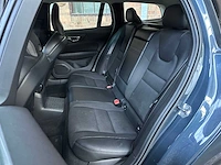 Volvo v60 2.0 t6 twin engine awd momentum pro 253pk 2020, h-754-fn - afbeelding 33 van  45