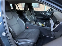 Volvo v60 2.0 t6 twin engine awd momentum pro 253pk 2020, h-754-fn - afbeelding 36 van  45