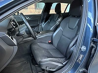 Volvo v60 2.0 t6 twin engine awd momentum pro 253pk 2020, h-754-fn - afbeelding 32 van  45